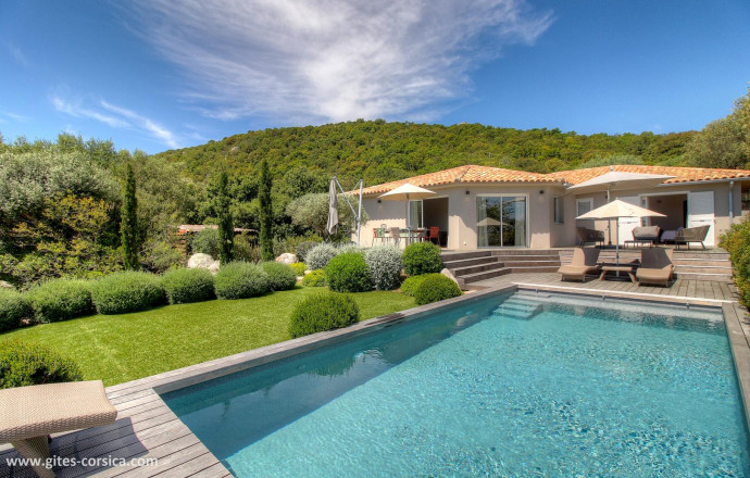 Gîte à Porto Vecchio, le sud Corse, Corse du sud, labellisé Gîtes de France : la piscine Ferienhaus Nr.25183 PORTO VECCHIO - Corse - Villa Alta - Gîte à Porto Vecchio, le sud Corse, Corse du sud, labellisé Gîtes de France : la piscine