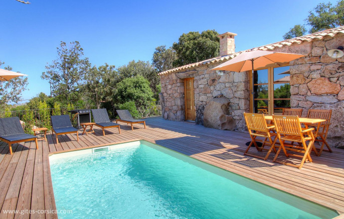 Gite à Sotta, Corse du sud labellisé Gites de France : la piscine avec la terrasse Ferienhaus Nr.25294 SOTTA - Corse - Le Monte d'Oro - Gite à Sotta, Corse du sud labellisé Gites de France : la piscine avec la terrasse