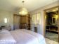 G&icirc;te &agrave; Oletta, Le Grand Bastia, Haute-Corse, labellis&eacute; G&icirc;tes de France : la chambre avec dressing