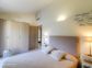 Gite &agrave; Porto Vecchio, Corse du Sud, labelis&eacute; G&icirc;tes de France : la chambre avec le lit double