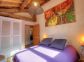 Gite à Levie, Corse du Sud, labelisé Gîtes de France : une chambre avec un lit double Gite à Levie, Corse du Sud, labelisé Gîtes de France : une chambre avec un lit double