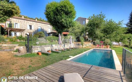 Gite à San Gavino di Carbini, Corse du Sud, labellisé Gîtes de France : la piscine commune chauffée Ferienhaus Nr.27181 San-Gavino-di-Carbini - Corse - Gite à San Gavino di Carbini, Corse du Sud, labellisé Gîtes de France : la piscine commune chauffée