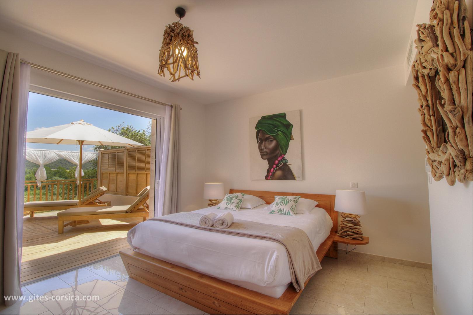 Chambres d'hôtes à Sarrola Carcopino, Le Grand Ajaccio, Corse du Sud, labellisé Gîtes de France : la chambre 4 photo 25